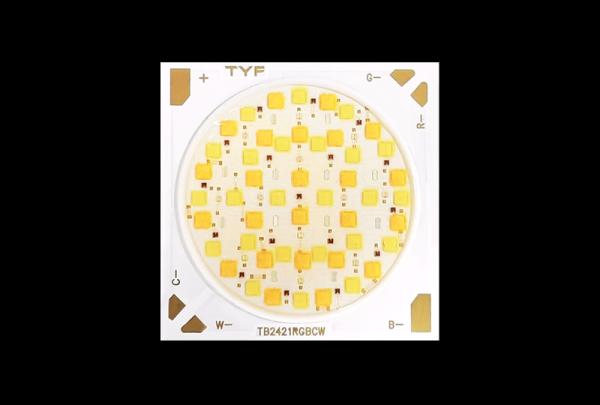 160 160 160 320 320 mA de courant Dimming Cob LED 24V 12W pour les solutions d'éclairage modernes et économes en énergie TB9-2421-RGBCW