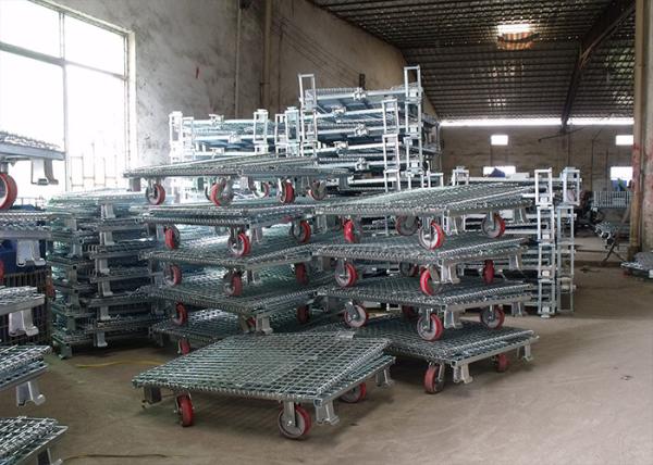 Foldable Collapsible Wire Mesh Cage Panels With Front Drop Gate / 4 Casters