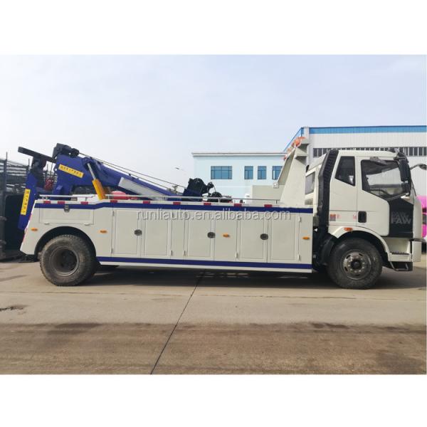 Mini Car Recovery Truck Sinotruck Dfac Jac Faw Wrecker 4x2 Euro 4 or 3