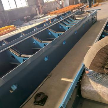 Transporteur de chargement de navire monté sur voie pour les applications de chargement de fret en vrac dans les ports