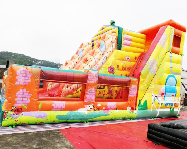 As crianças infláveis comerciais de costura quádruplas da corrediça saltam o castelo de salto da casa