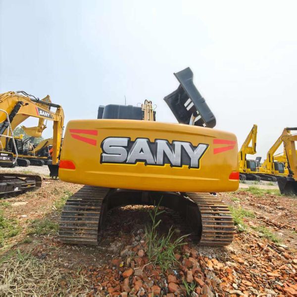 Used SANY SY215H Hydraulic Crawler Excavator – 21Ton | 600 Working Hours (2024 Model, 90% New Parts)