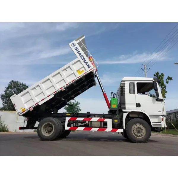 Shacman F3000 Fuel Truck 6X4 20m3 Fuel Tanker Dump Truck