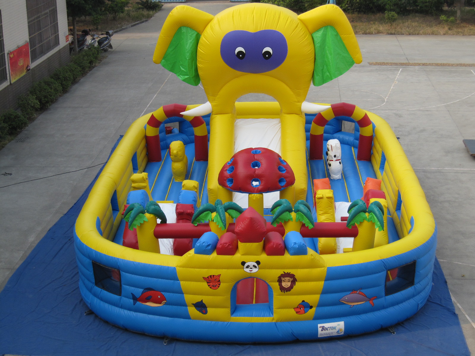 Commercial Large Elephant Inflatable Bouncer Combo/inflatable Amusement Park/ Inflatable Fun City Bouncy Jumping Castle for Sale