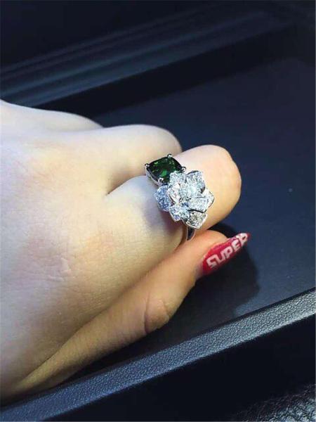 Piaget  full diamonds green tourmaline rose  ring of 18kt gold  with yellow gold or white gold