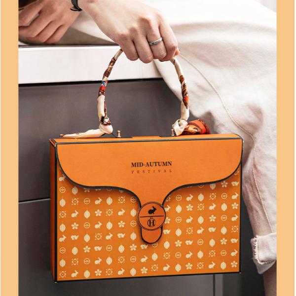 Golden Plastic Disposable Mooncake Gift Box , Kraft Paper Mooncake Box Packaging