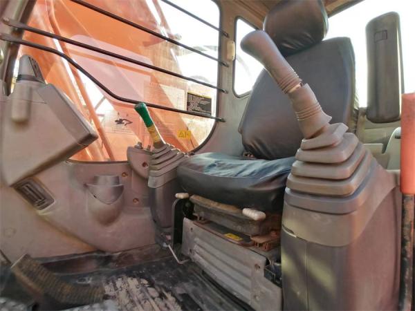 20 toneladas de máquina escavadora usada Zx 200 de Hitachi fizeram em Japão
