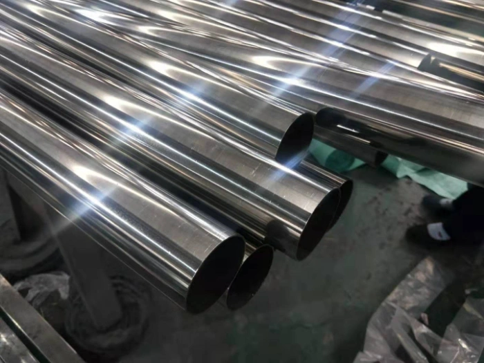 Extruded 304L SS Steel Pipes 50mm Stainless Steel Pipe Anti Corrosion