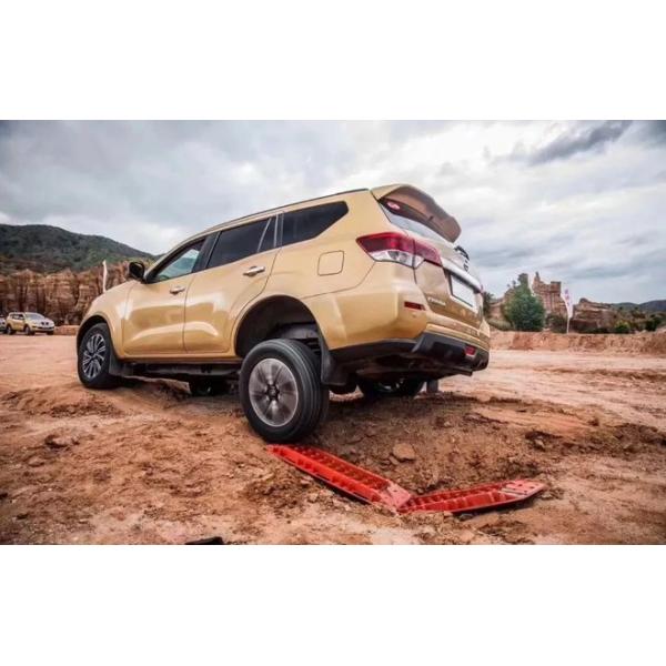 Off Road Nylon Recovery Track sand ladder Emergency Automobile Wheel Escaper Recovery Board Vehicles