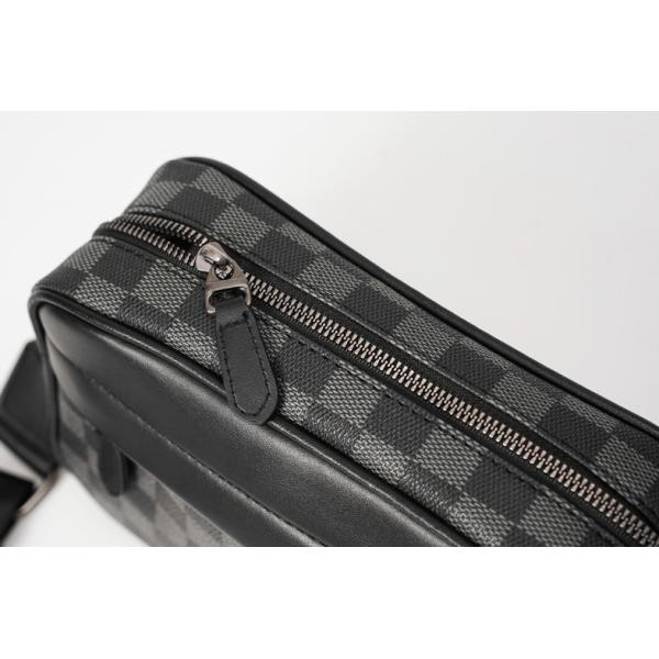 Men's Casual Checkered Messenger Bag Waterproof Dacron Lining and Fashionable Design