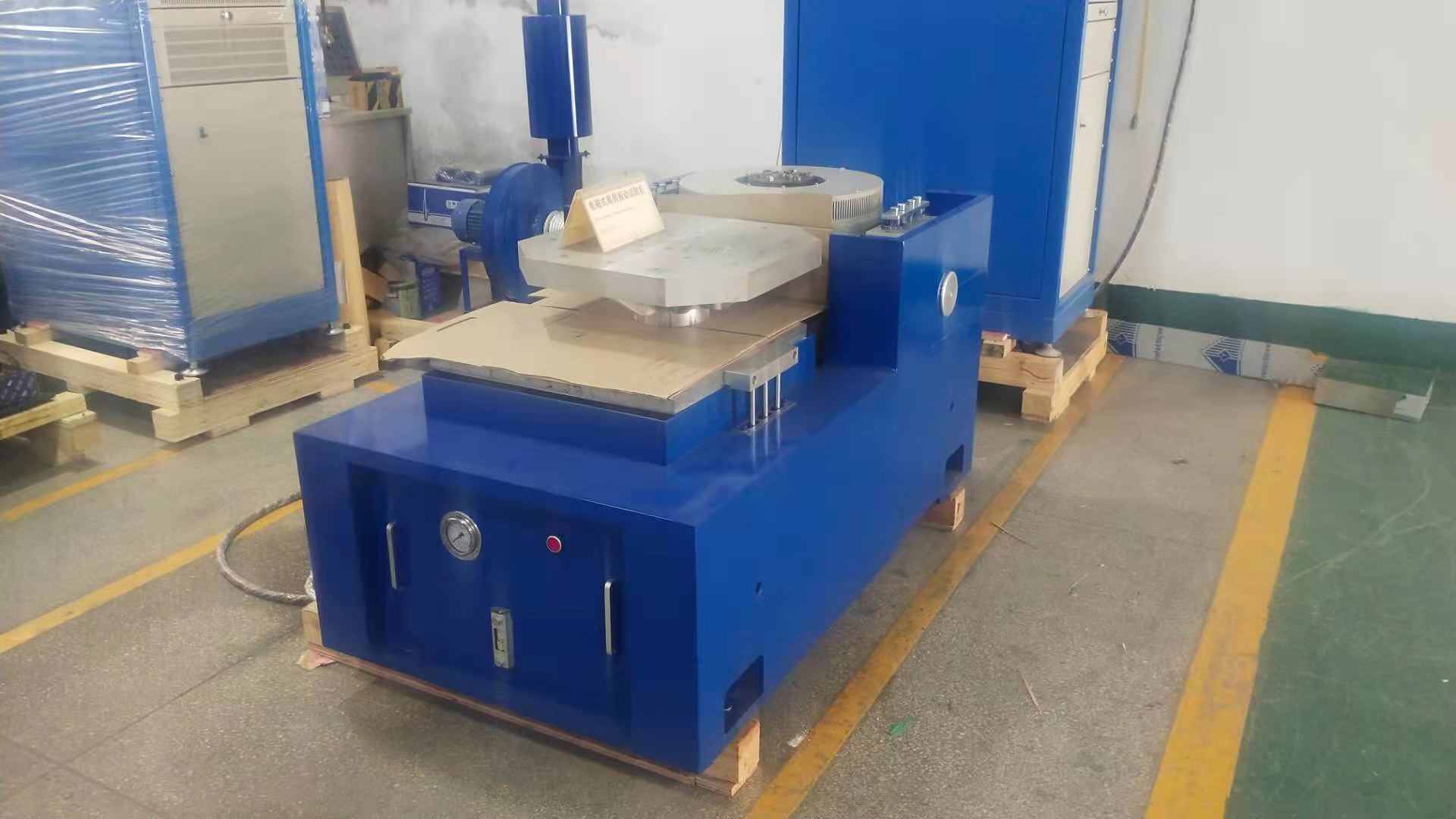 Оборудование для испытаний вибрации нагрузки 120kg ANSI c 136,31 для уличных фонарей