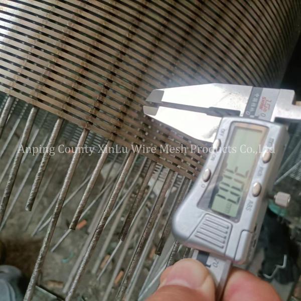 Wire Wrapped Continuous Slot Well Screen Steel Casing Pipe fo Oil Pump Drilling Filter