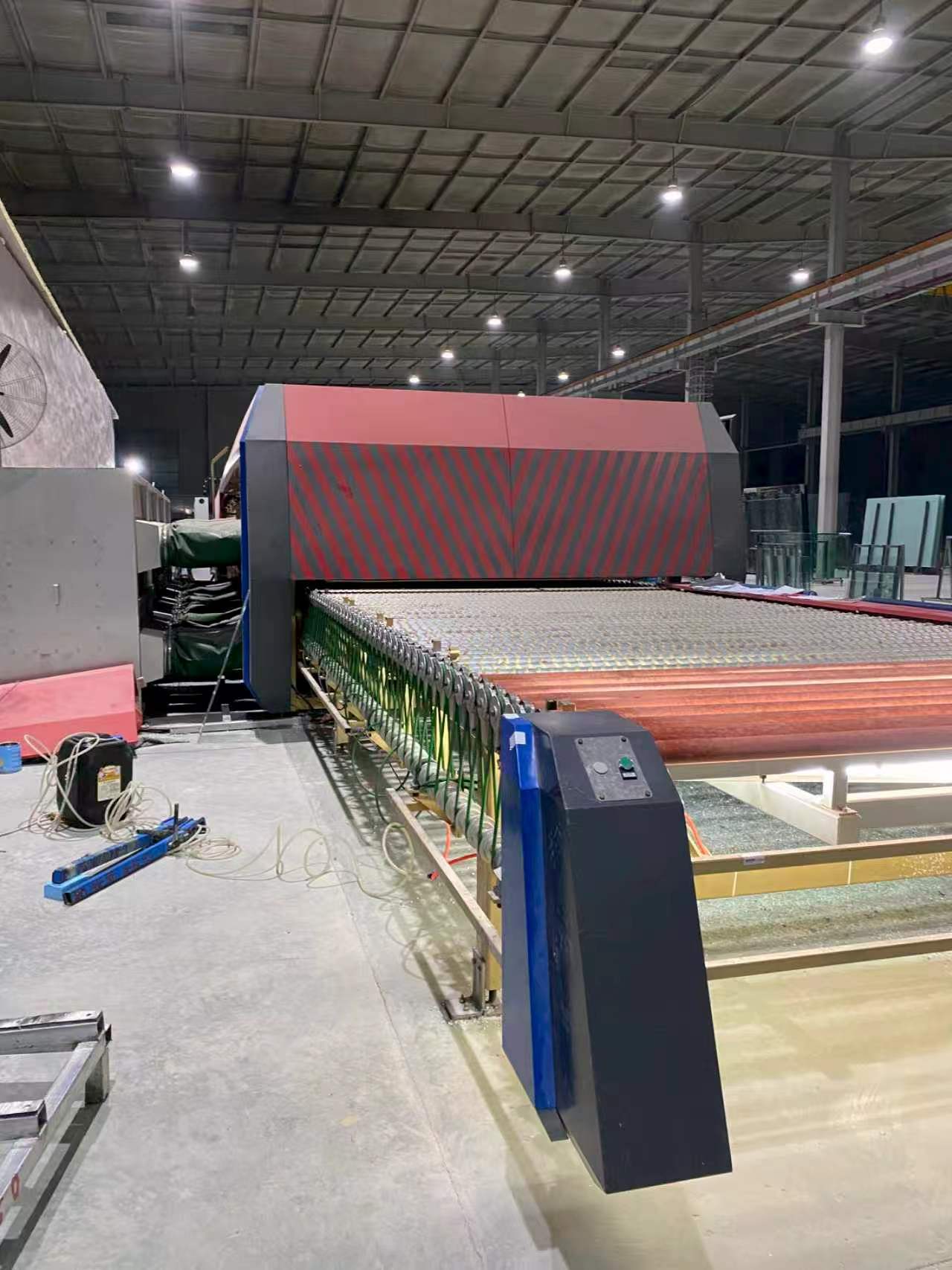 Robust Construction Glass Tempering Furnace 630KW With Recise Temperature