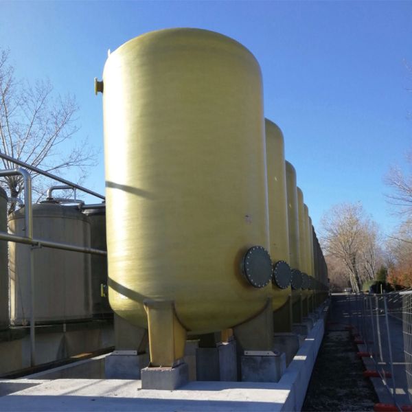Vertical FRP Storage Tanks Space Saving Optimized For Chemical Liquid 10-100,000 Gallons