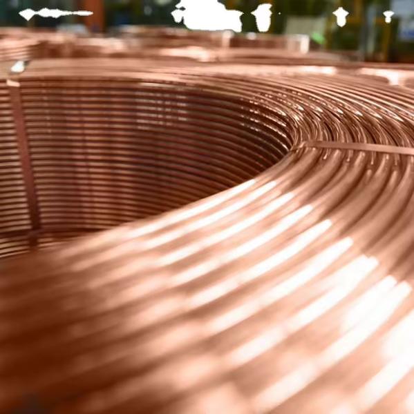 Tubos de cobre-níquel versáteis para transferência de calor em aplicações industriais