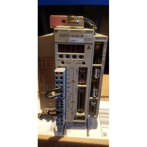 УЧАСТОК УСИЛИТЕЛЯ 200-230V 7A 1KW 3 СЕРВОПРИВОДА AC Yaskawa SGDH-10AE-R НОВЫЙ