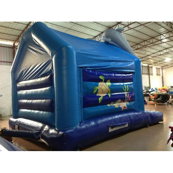 Belle maison gonflable de rebond d'enfants de dauphins avec des modélisations de dauphins