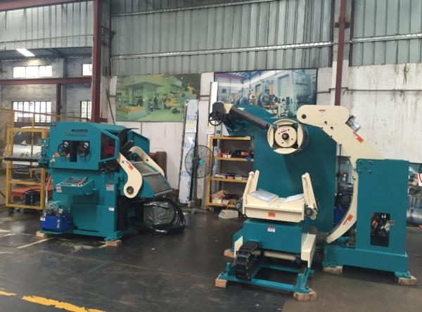 Automation Nc Servo Coil Feeder Straightener Decoiler Hydrauilc Uses 7 Leveling Roller