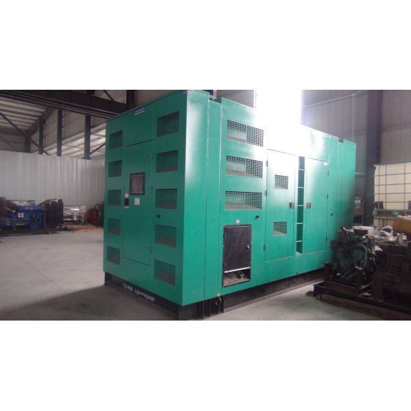 Silent Generator Set with Digital Automatic Control Panel and Water-cooled System for ≤ 75 DB(A) Noise Level