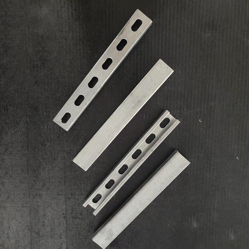 Durable Zinc Alloy Galvanized Slotted C Channel 41×21mm For Pipe And Cable System