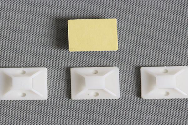 25*25mm Good Price with Tie cable plastic Self-Adhesive Tie Mount