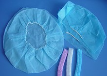 Зеленая устранимая хирургическая мантия, терпеливая изоляция больницы одевает управление инфекции