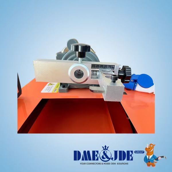 Portable Hydraulic Hose Skiving Machine 380V / 220V 190 R/Min