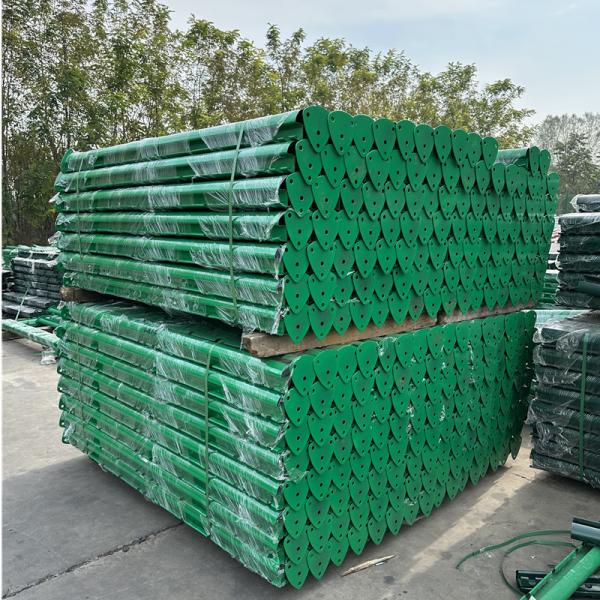 3D Welded Curved Panel/PVC Wire Mesh PVC Coated Frame Finishing Customized Design