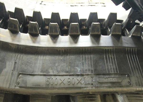 Yanmar Large Undercarriage Rubber Tracks 232kg 90 Mm Pitch In Black Color