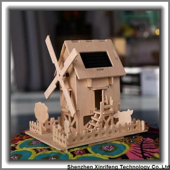 Strong Motor Solar Windmill Toy House Model For Kids High Durability