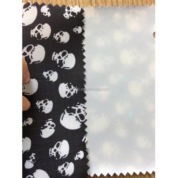 100% Polyester Black and White Skeleton Printing Oxford Fabric