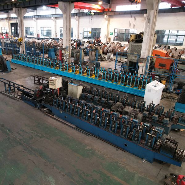 5-Level Steel Metal Pallet Racking by Professional Chinese Manufacturers, a Drive-In Racking System for Efficient Warehouse Space Utilization