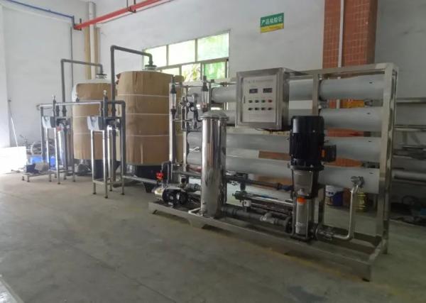 8TPH 14kW FRP Tanks RO Industrial Auto Drinking Water Treatment Machine With Operational Status Indicators