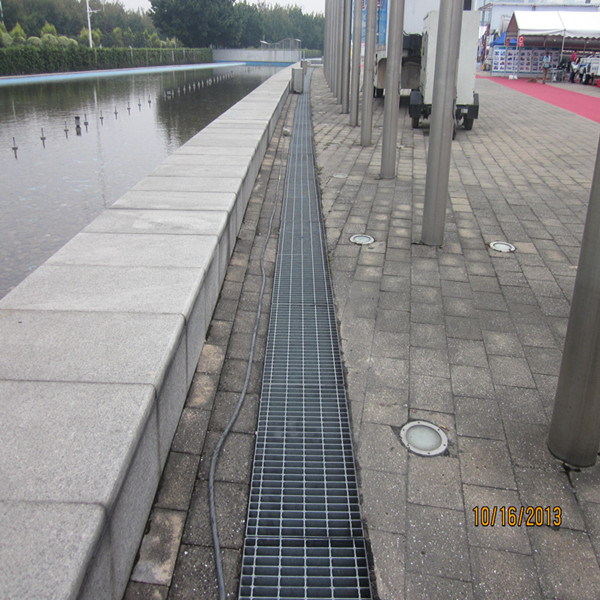 Крышка 3мм/5мм черных/серебра стальная решетки стока/изготовленная на заказ толщина