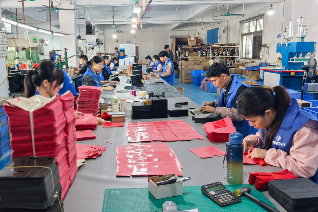 Leather Covered MagSafe Phone Case Wireless Charging with Textured Grip