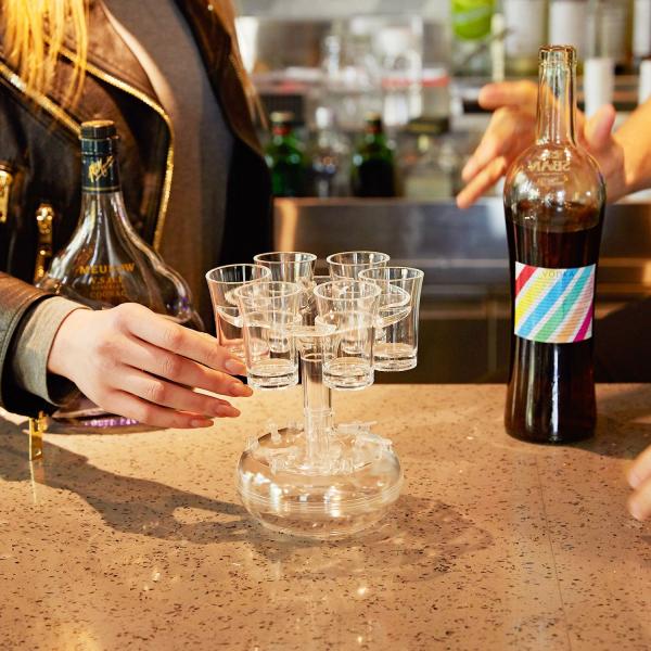 Production Wine Dispenser Cup 6 Shot Glass Dispenser for Whisky Connoisseurs