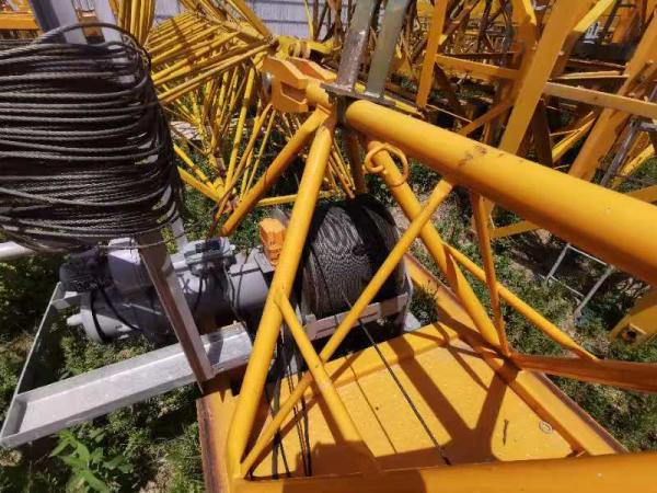 Potain (7032-12) heavy tower crane with high safety standards and high cost performance
