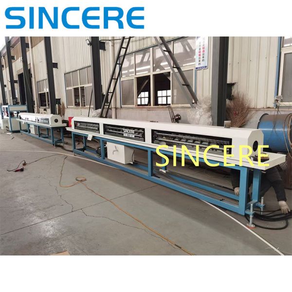 Ligne d'extrusion de tuyaux en plastique PE HDPE PP PPH 20-110 125-315 110-400 315-800mm