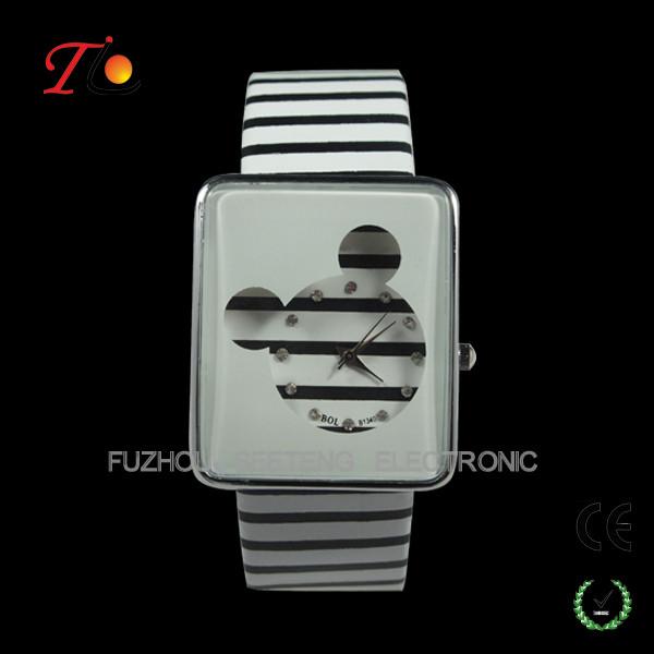 Cute Mickey Mouse style lady watch hot selling watches young girl watch for promotion