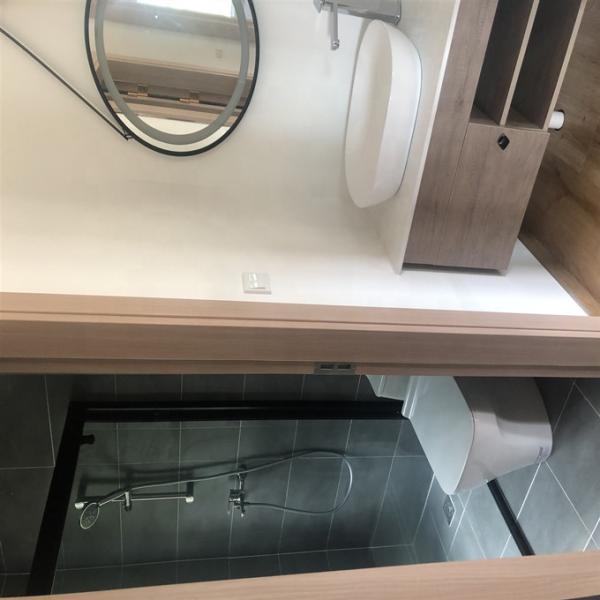 Возникновение модульных крошечных домов современного дизайна элегантное легкое для того чтобы очистить и поддержать