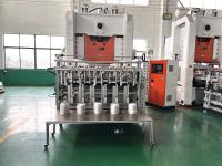 Máquina automática de fabricação de recipientes de alimentos de folha de alumínio de 130 toneladas com aparência branca e prateada