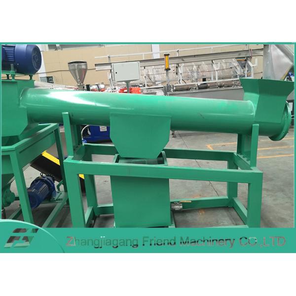 Los colores modificados para requisitos particulares ACARICIAN la línea de reciclaje plástica para la botella/la jeringuilla médicas