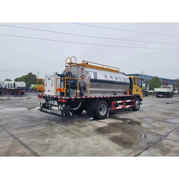 Automotive Asphalt Pressure Distributor for Road Maintenance Asphalt Distributor