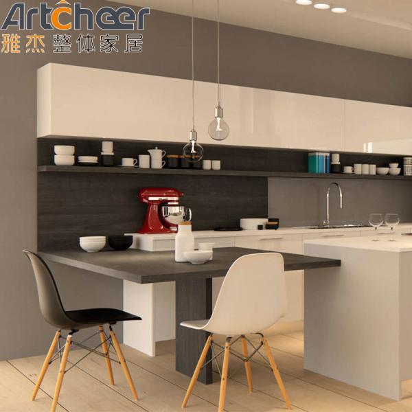 Customized Color and Movable Design Wooden Modular Kitchen Cabinets for Thailand Market