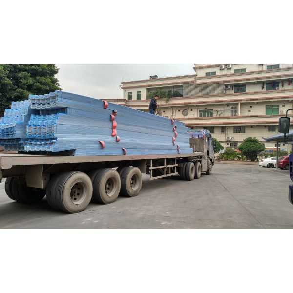 Corrosion Resistance Composite Roof Tile High Weatherability PVC Roofing Tile With Steel Core