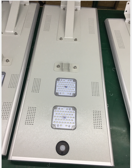 40W 50W 160Lm/W Outdoor Solar Street Lights