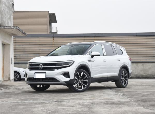 VW Talagon Pro Edition Four Wheel Drive SUV With Spacious Interior