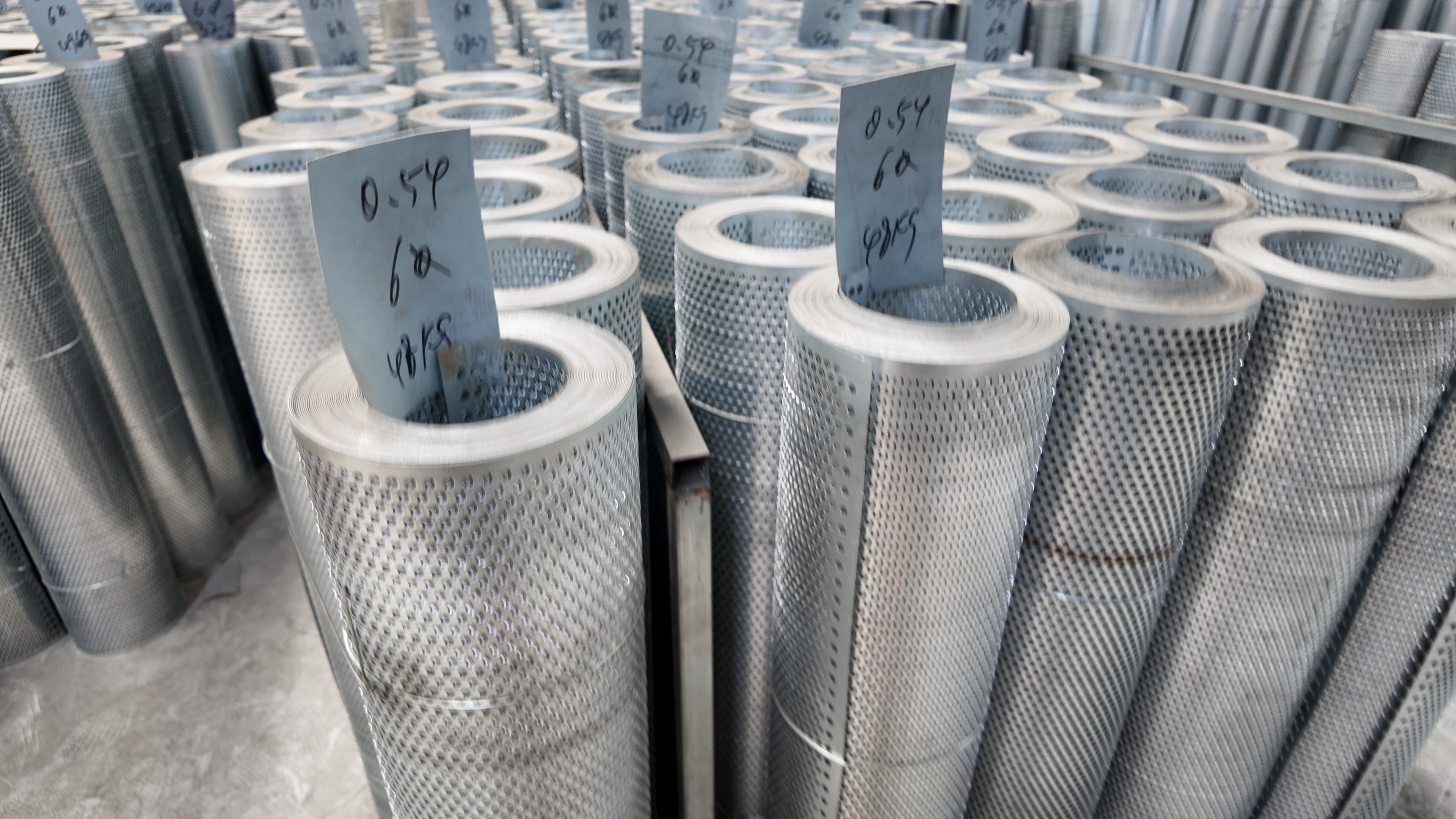 Durable Custom Round Hole Perforated Metal Coil Roll Supply To African Buyers