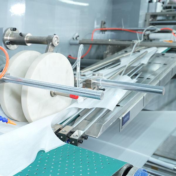 High Performance Adult Diaper Making Machinery Automatic Control System Global Export