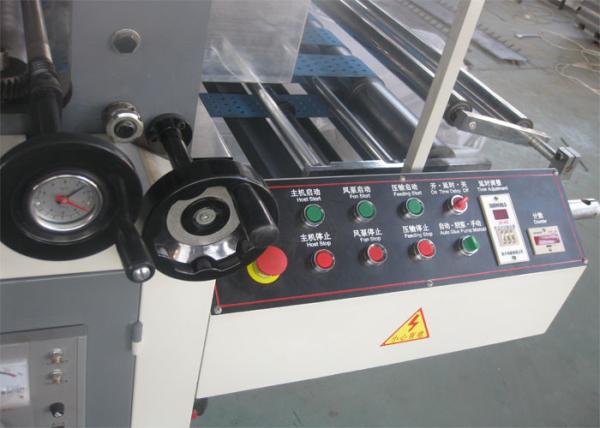 Máquina de estratificação do vácuo da máquina do laminador da flauta do cartão do cartão